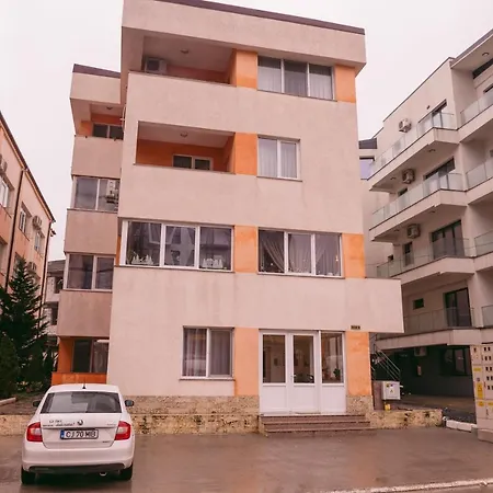 Apartament Tizi *