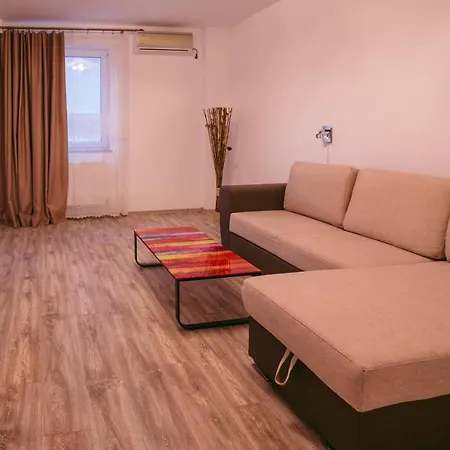 Apartament Tizi ナボダリ